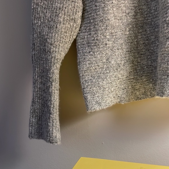 Belle by Belldini Cozy Grey Sweater - Fall Basic 🍂☕️ - Picture 4 of 5